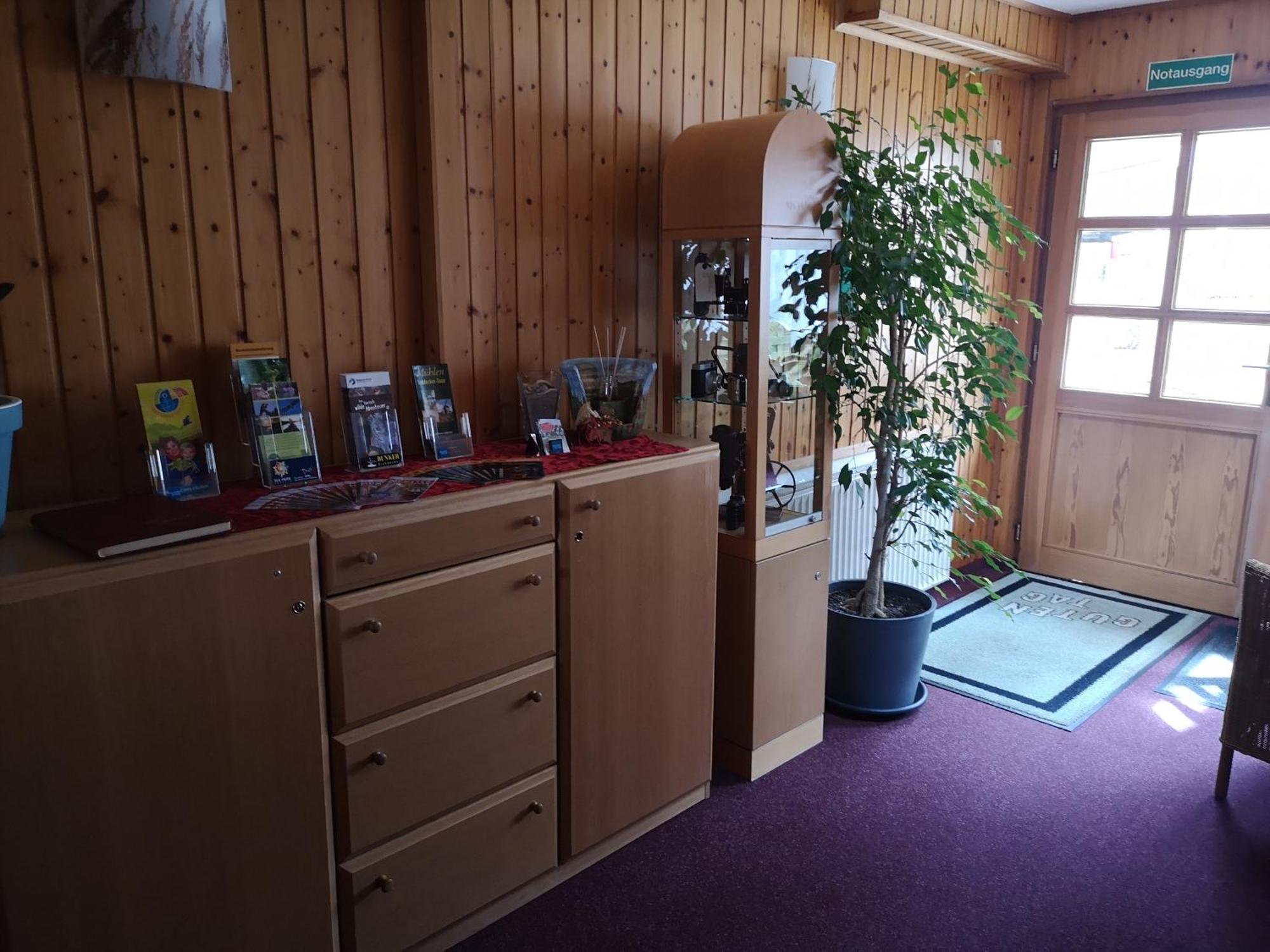 Uschi'S Gasthof Neuendorf  Bagian luar foto