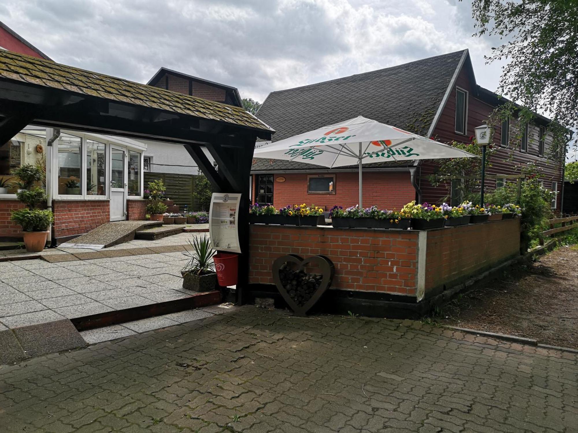 Uschi'S Gasthof Neuendorf  Bagian luar foto